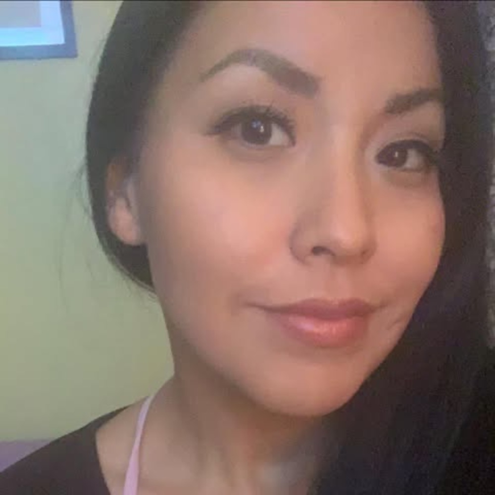 Meet your Posher, Carrie